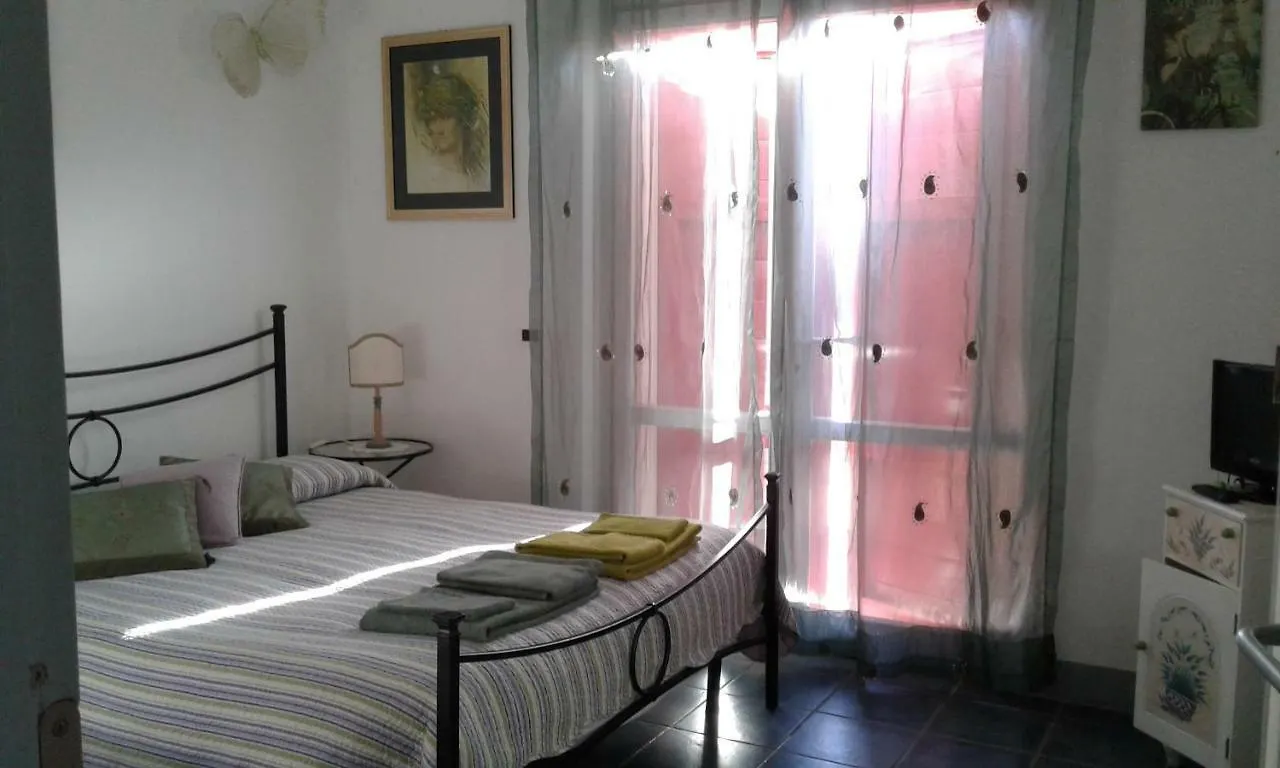 La Villa Marsiliana 0*,