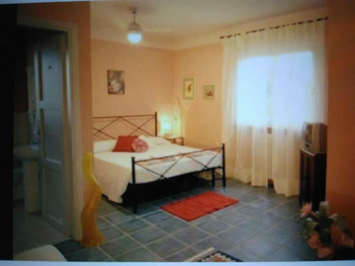 La Villa Marsiliana 0*,